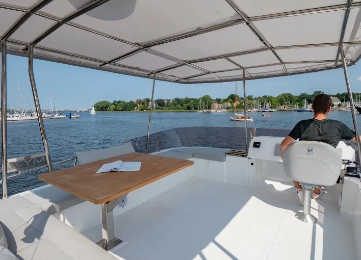 枫丹白露(Fountaine Pajot)MY37