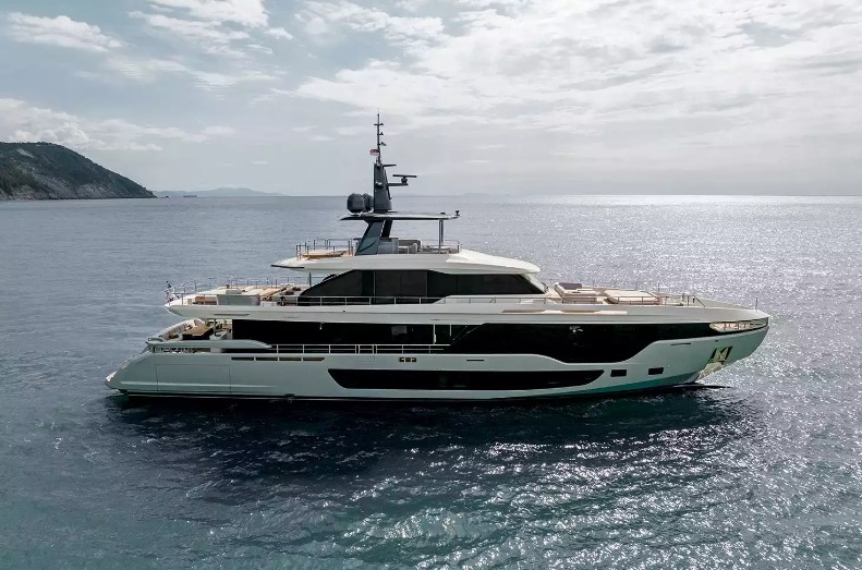 阿兹慕Grande 36M游艇-Azimut Grande 36M(1.3亿)