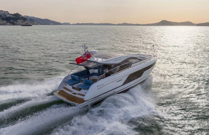 菲尔兰(Fairline)Targa40豪华运动游艇