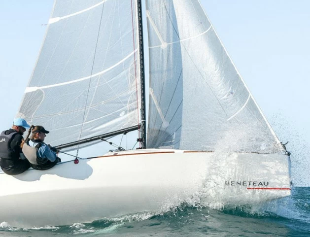 博纳多(Beneteau)First 18 SE帆船