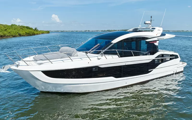 45尺卡帝尔（Galeon）450HTC游艇