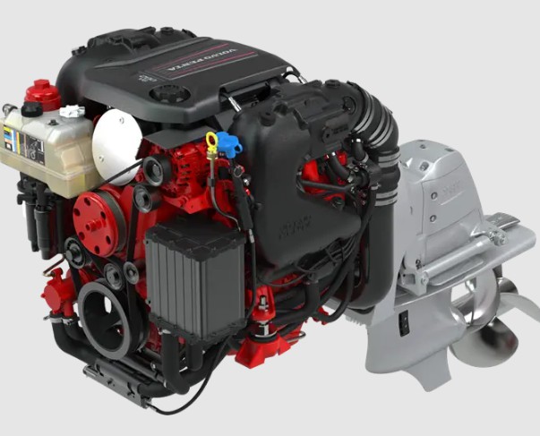 沃尔沃遍达（Volvo Penta）V6 DPS汽油船尾驱动发动机