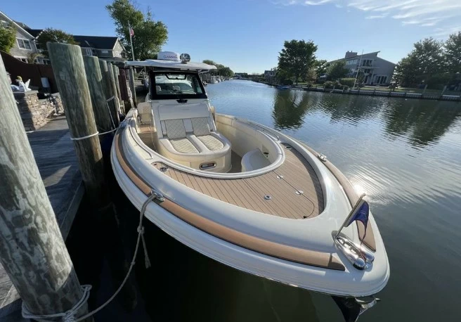 克里斯(Chris-Craft)Catalina30二手游艇:30尺