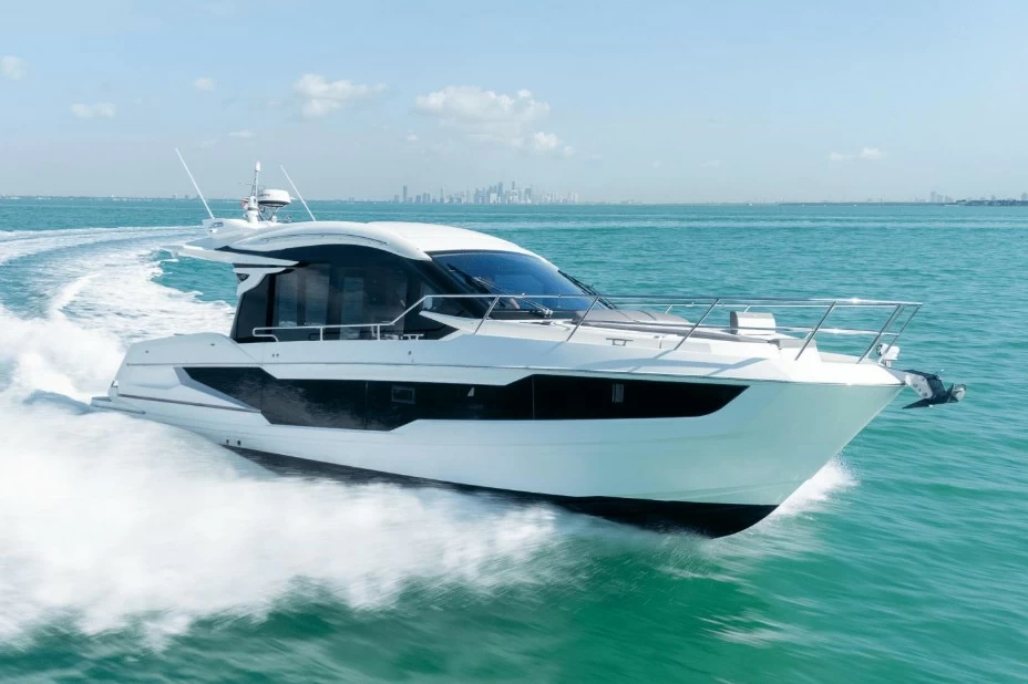 2024年建造｜卡帝尔Galeon 410HTC二手运动游艇650万元