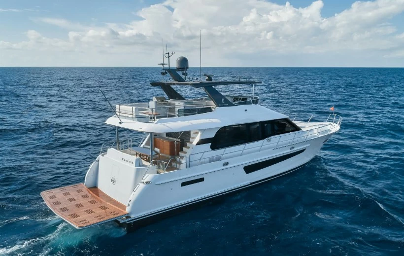 近乎全新！显利CL Yachts CLB65二手游艇，报价2350万元
