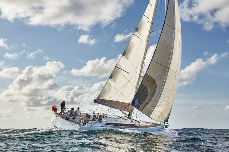亚诺Jeanneau Sun Odyssey 490：基础价格250万元