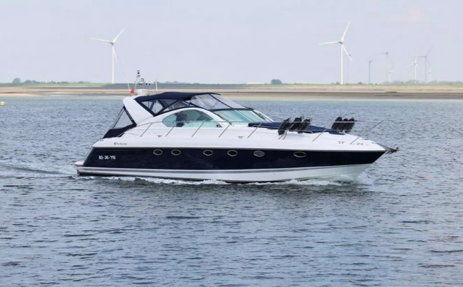 菲尔兰Targa48二手游艇：优质性能仅售165万元