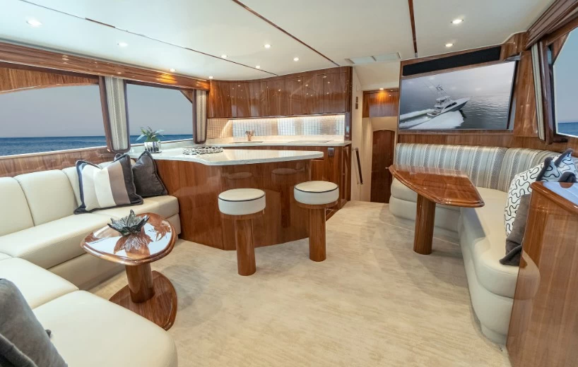 Viking 54Convertible中型运动钓鱼游艇主甲板沙龙